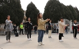 電子信息工程系分團委組織開展“你我共牽手，愛心送溫暖”志愿服務(wù)活動
