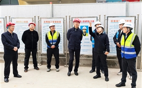 王宏調(diào)研檢查項(xiàng)目建設(shè)、冬季供暖準(zhǔn)備工作
